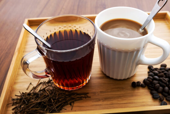Can patients with cancer and diabetes take tea or coffee